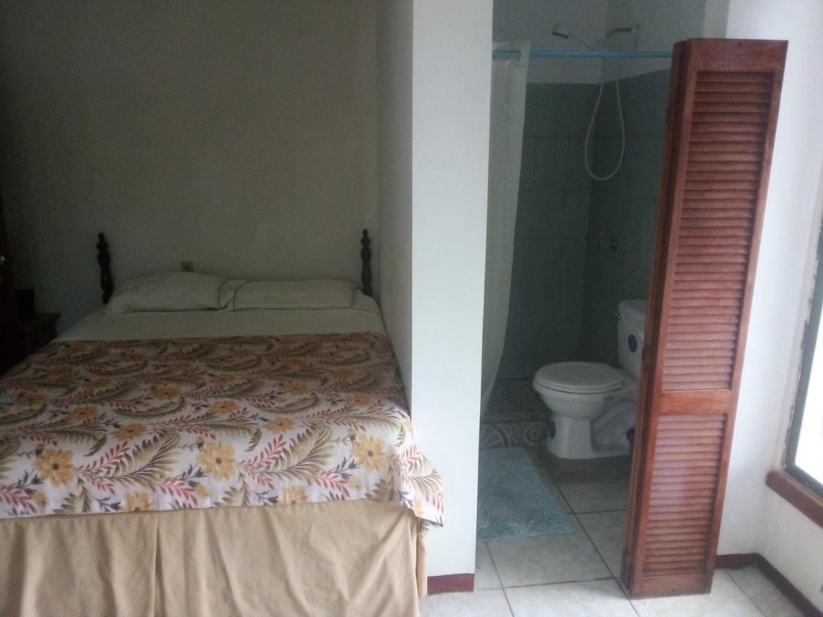 Lulu Beach Hotel เกาะคอร์น ภายนอก รูปภาพ