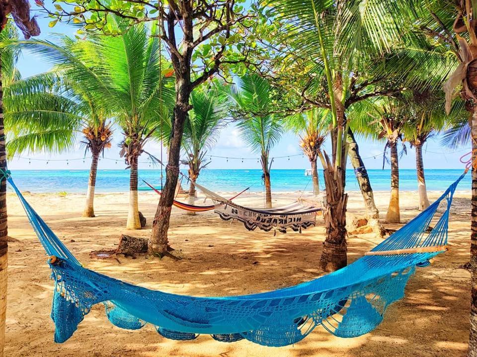 Lulu Beach Hotel เกาะคอร์น ภายนอก รูปภาพ